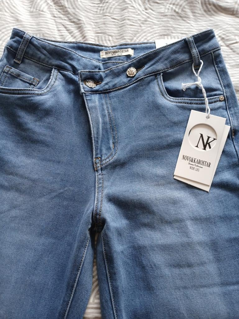 Te koop nieuwe spijkerbroek, Kleding | Dames, Spijkerbroeken en Jeans, Ophalen of Verzenden, Nieuw, Blauw, W30 - W32 (confectie 38/40)
