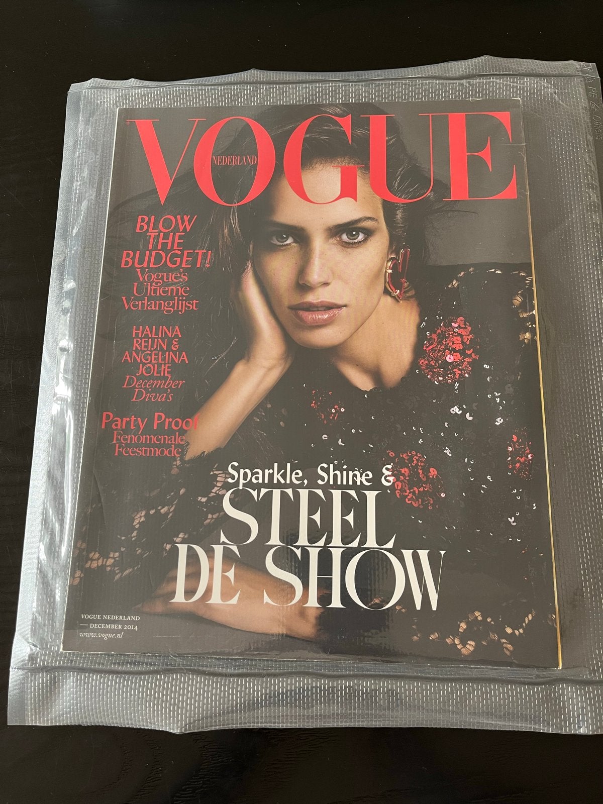 Vogue Nederland December 2014 - Sparkle, Shine & Steel de Sh, Boeken, Ophalen of Verzenden, Zo goed als nieuw, Glossy