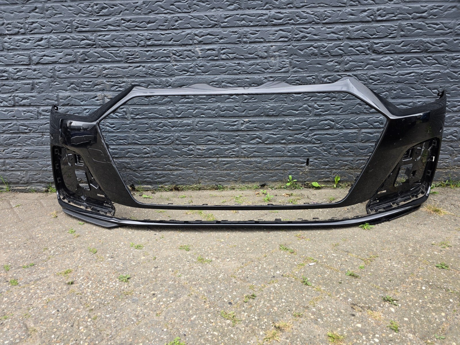 Voorbumper 4x pdc Audi A1 82A S-line bj 2019-heden, Audi, Gebruikt, Voor, Bumper