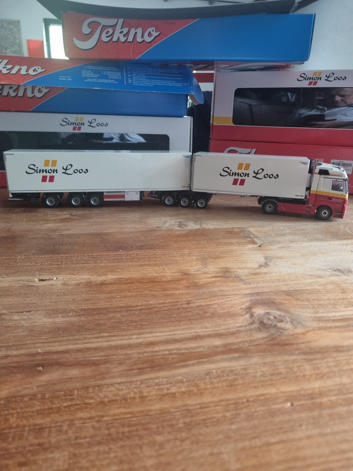 Tekno Simon Loos LZV met Mercedes Actros modelvrachtwagen, Ophalen of Verzenden, Zo goed als nieuw, Bus of Vrachtwagen, Tekno