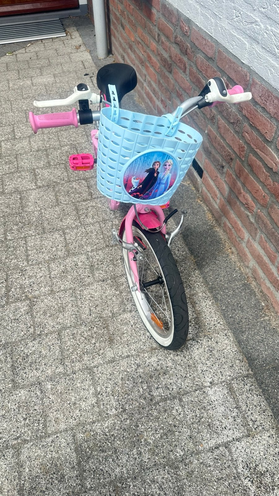 B'Twin kinderfiets 16 inch roze met Frozen mandje, Ophalen, Gebruikt, Velgrem, 16 tot 20 inch
