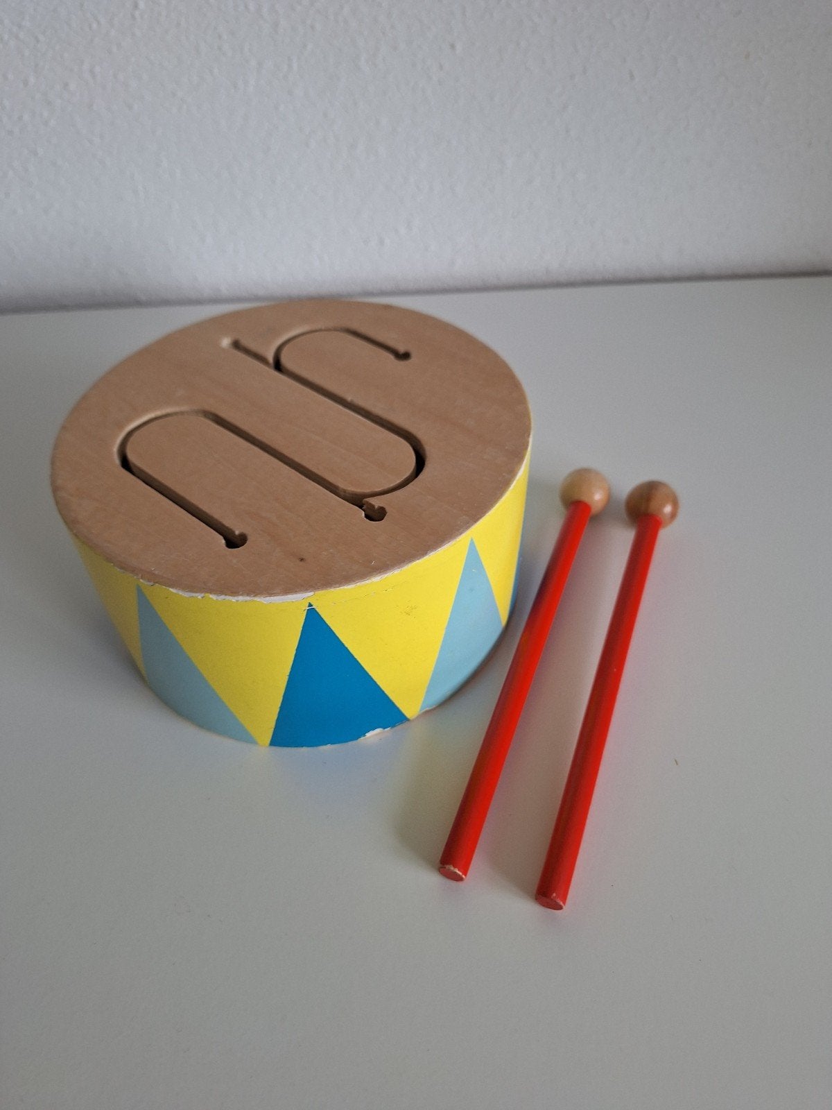 Houten speelgoed trommel met stokjes, Ophalen, Gebruikt, Overige merken