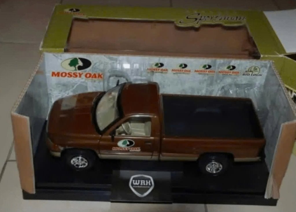 1:18 DODGE PICK UP TRUCK MOSSY OAK NIEUW!! in doos WRH, Hobby en Vrije tijd, Verzenden, Nieuw, Auto, Overige merken