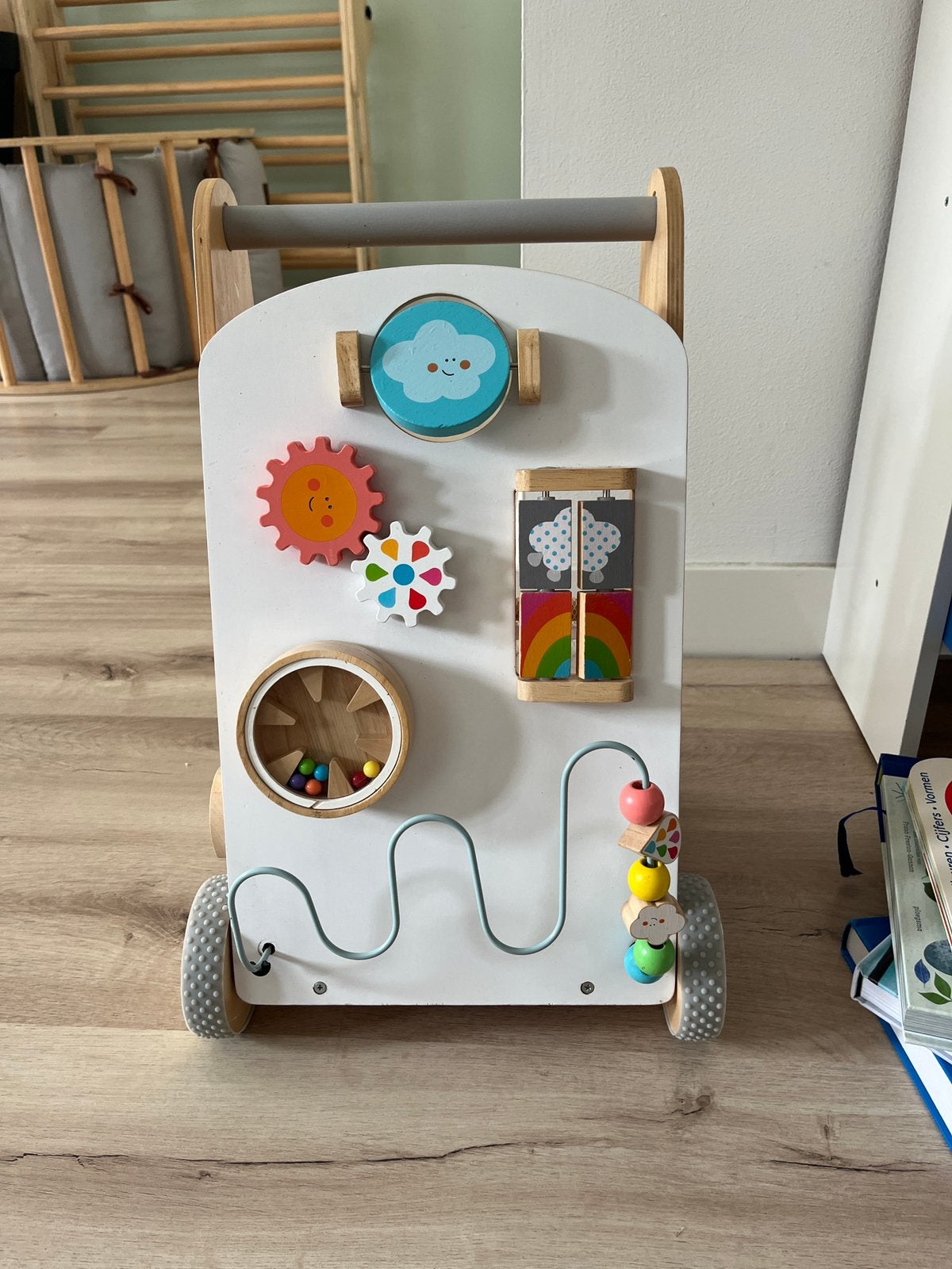 Houten loop kar, Ophalen, Zo goed als nieuw, Duw- of Trekspeelgoed