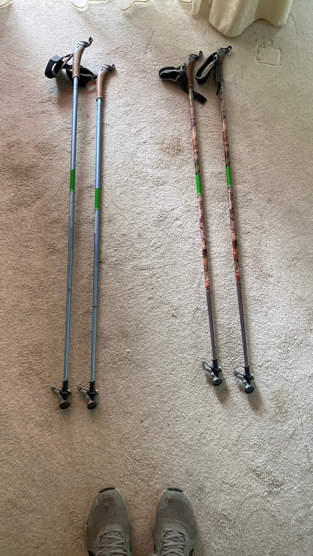 Nordic wandelstkken  2 sets, Ophalen, Zo goed als nieuw