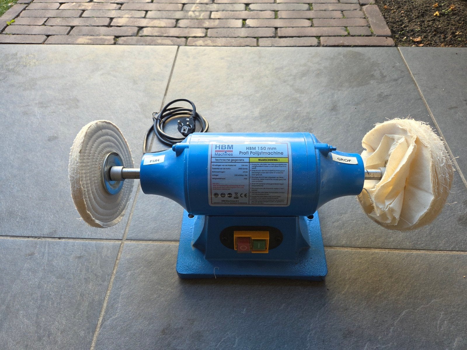 HBM 150 mm Profi Polijstmachine, Ophalen, Zo goed als nieuw, Minder dan 700 watt, Werkbankslijpmachine