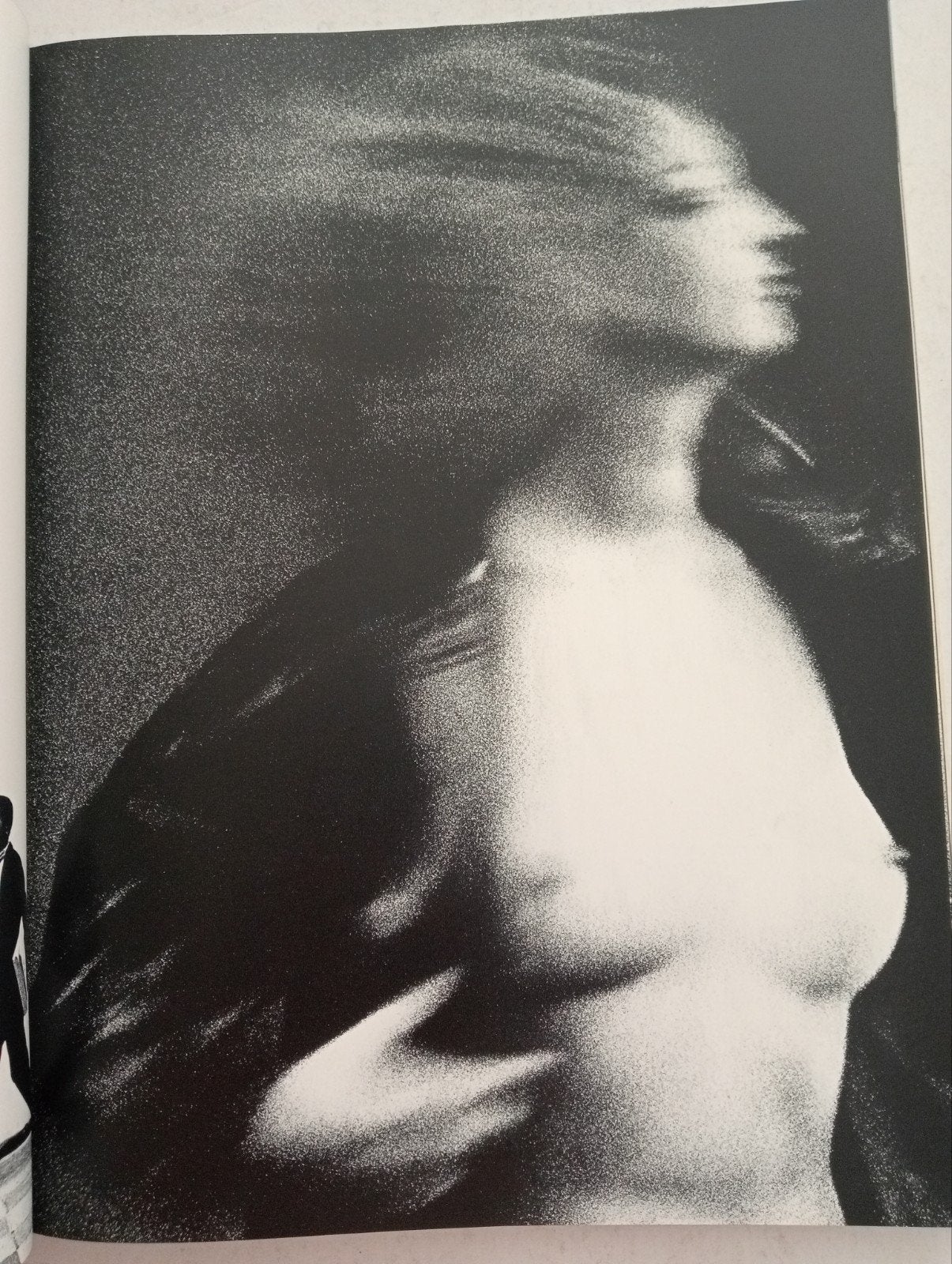 Sam Haskins November Girl - Fotoboek naakt erotiek glamour, Ophalen of Verzenden, Gelezen, Fotografie algemeen, Sam Haskins