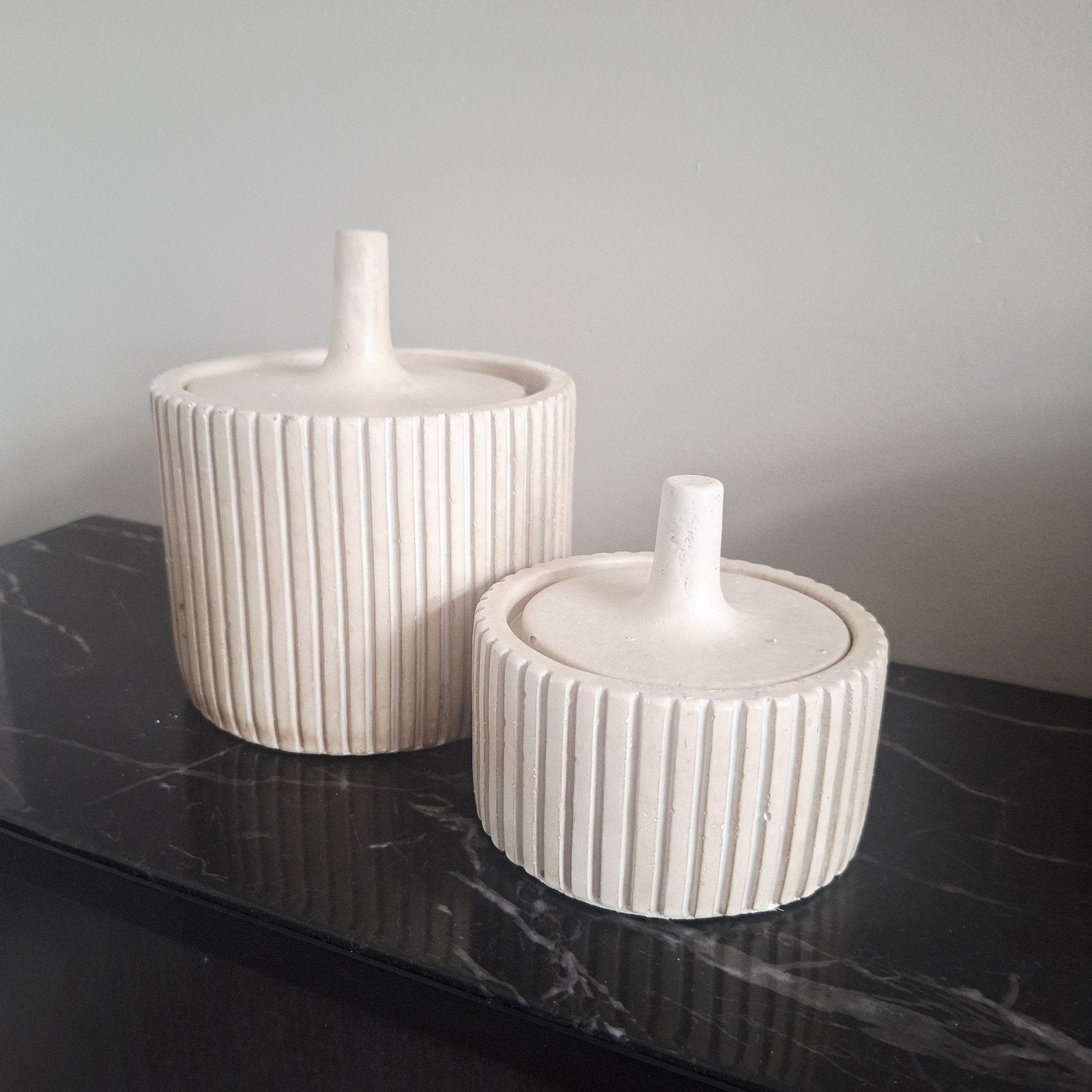 Super cute beige ribbel potjes met deksel, Huis en Inrichting, Woonaccessoires | Overige, Nieuw, Ophalen of Verzenden