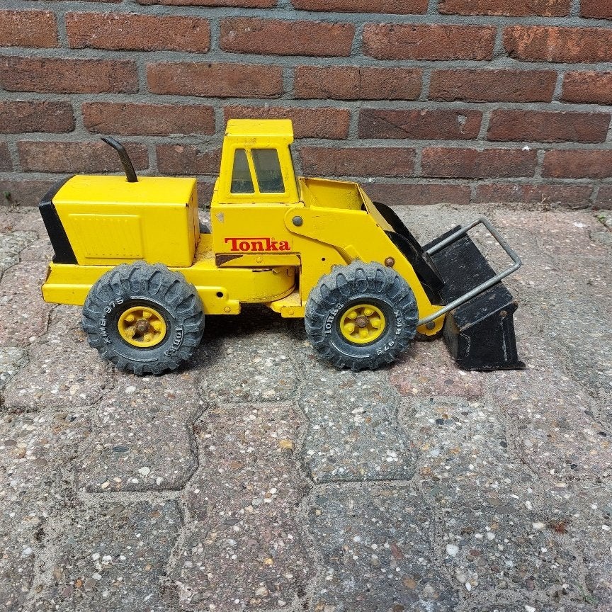 Tonka Shovel, Ophalen, Gebruikt