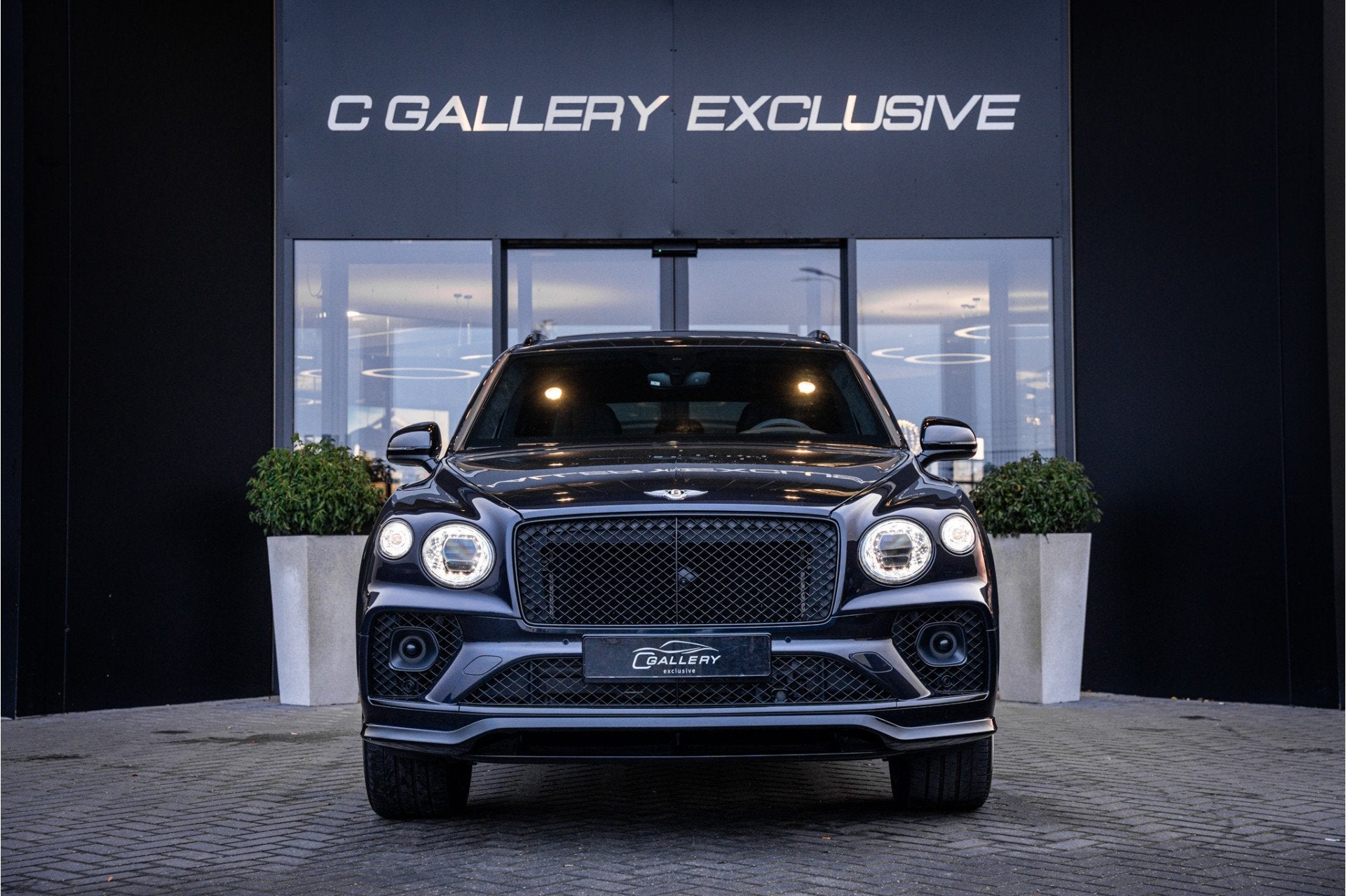 Bentley Bentayga 4.0 V8 S - Origineel NL | Keramisch | NAIM, Auto's, Automaat, Gebruikt, Blauw, Origineel Nederlands