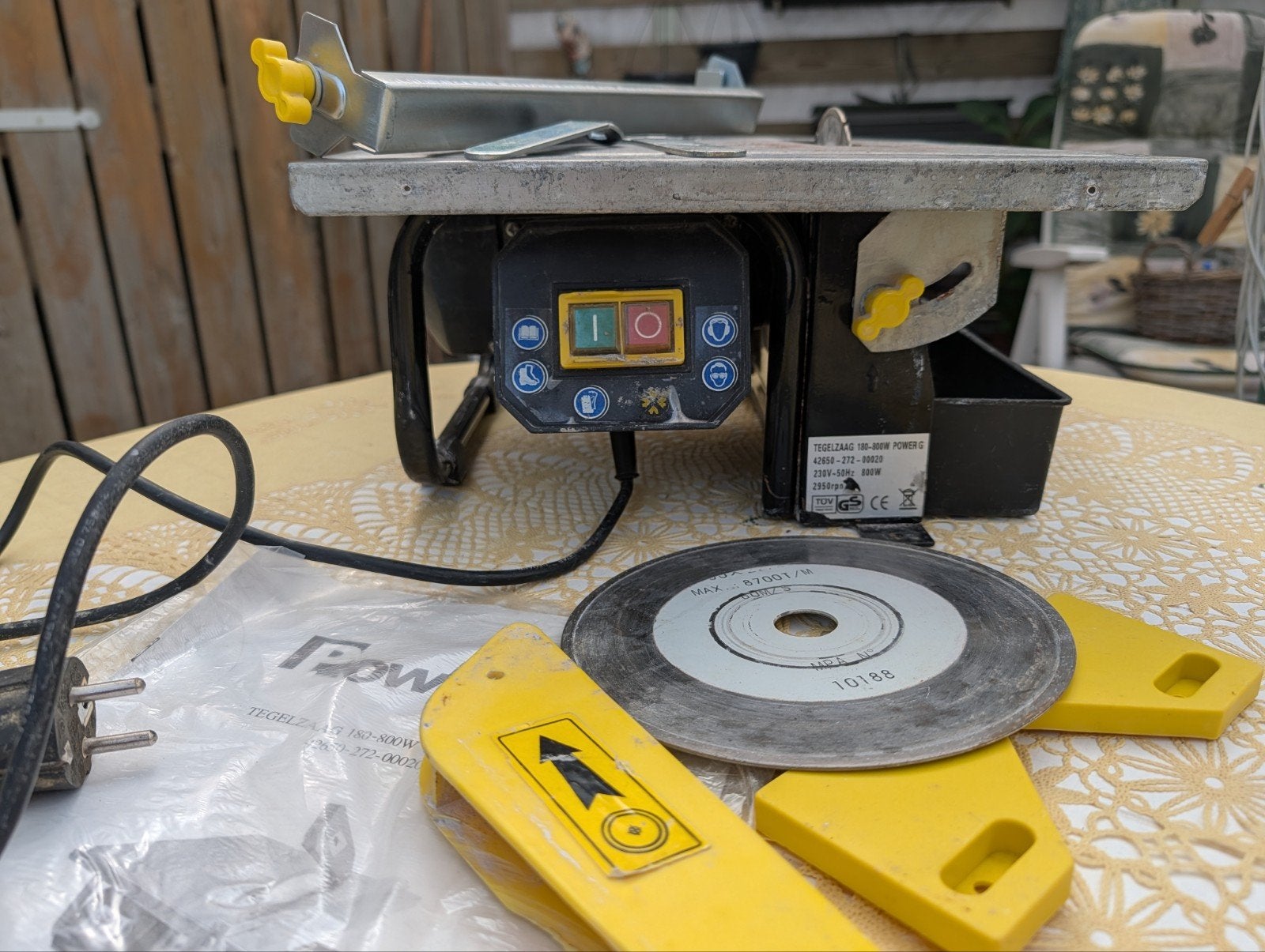PowerG Tegelzaag 800W - Perfect voor tegelwerk, Gebruikt, Overige typen, 600 tot 1200 watt, Ophalen of Verzenden
