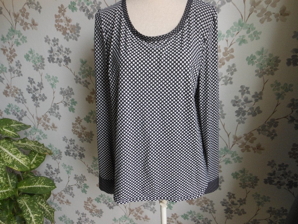 Zwart witte blouse van STUDIO ANNELOES, Ophalen of Verzenden, Zo goed als nieuw, Maat 36 (S), Zwart