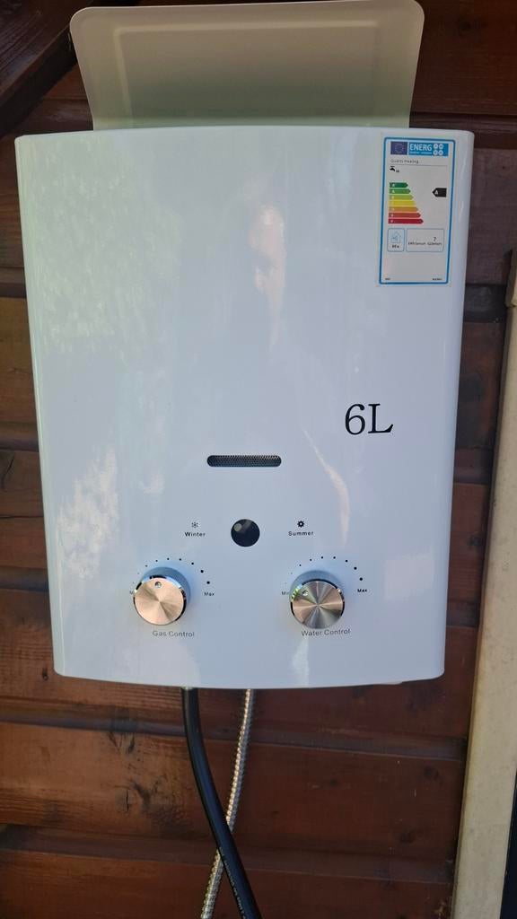 Nieuwe Geiser 6L (Buitendouche) - Compleet met gasfles, Ophalen of Verzenden