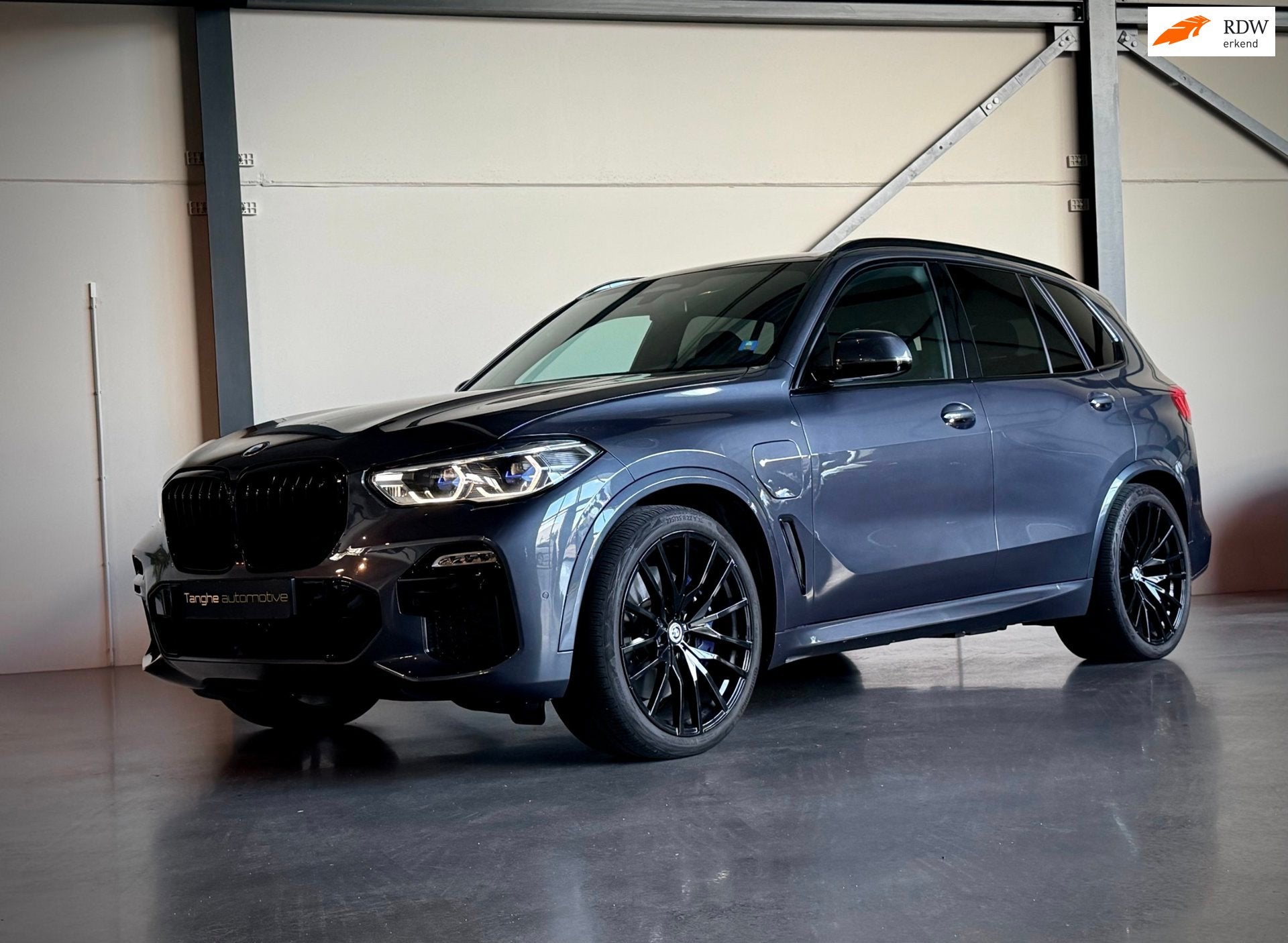 BMW X5 XDrive45e M-Sport, ACC, Trekhaak, 4-wielbest, Laser,, Dealer onderhouden, Gebruikt, Vierwielaandrijving, Hybride Elektrisch/Benzine