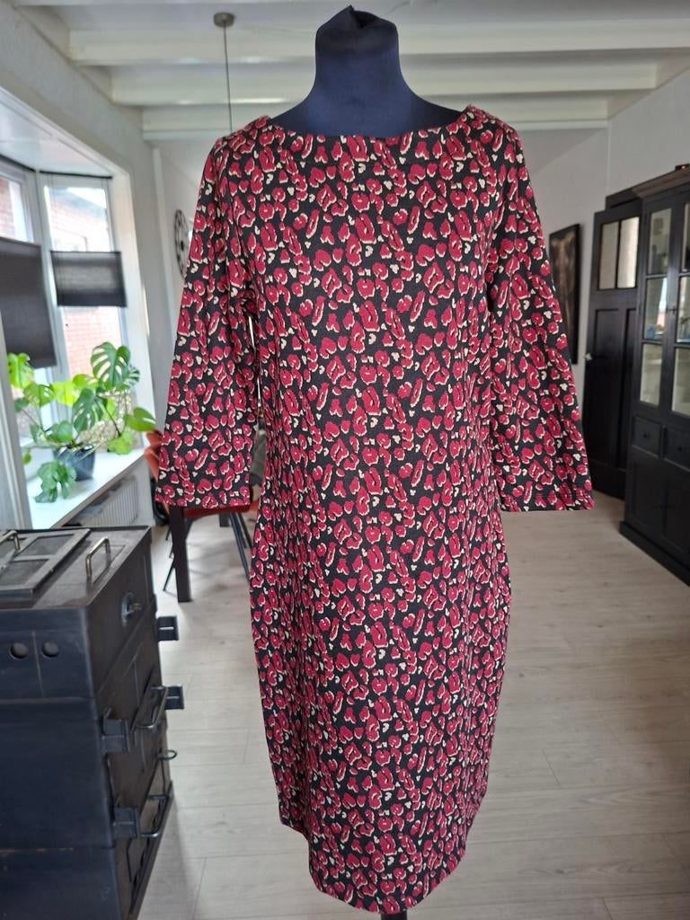 Cadadia jurkje maat 40 - Rood/Zwart met print, Kleding | Dames, Jurken, Maat 38/40 (M), Ophalen of Verzenden, Zo goed als nieuw