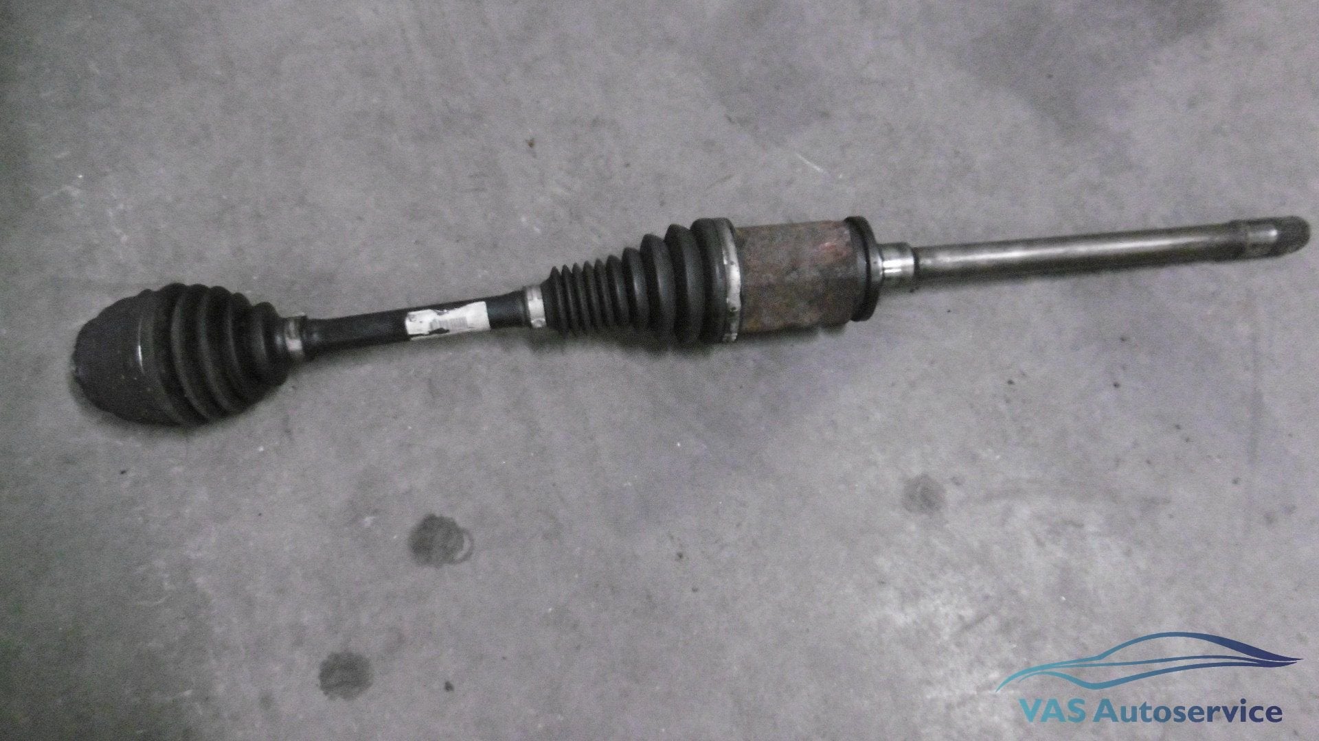 Uitgaande as BMW 535D X-drive rechts 31 60 7 618 680, Gebruikt, -, Ophalen of Verzenden, -