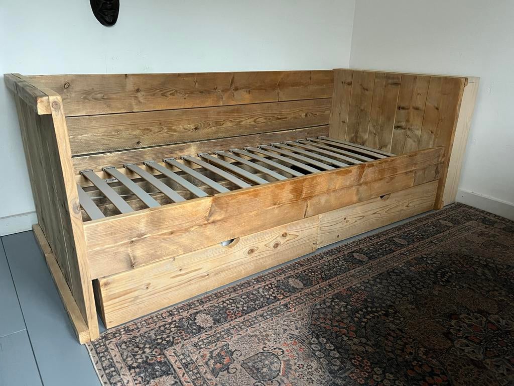 Steigerhouten bed/bedbank met lades 90x200, Huis en Inrichting, Slaapkamer | Bedden, Ophalen, Gebruikt, 90 cm, Eenpersoons