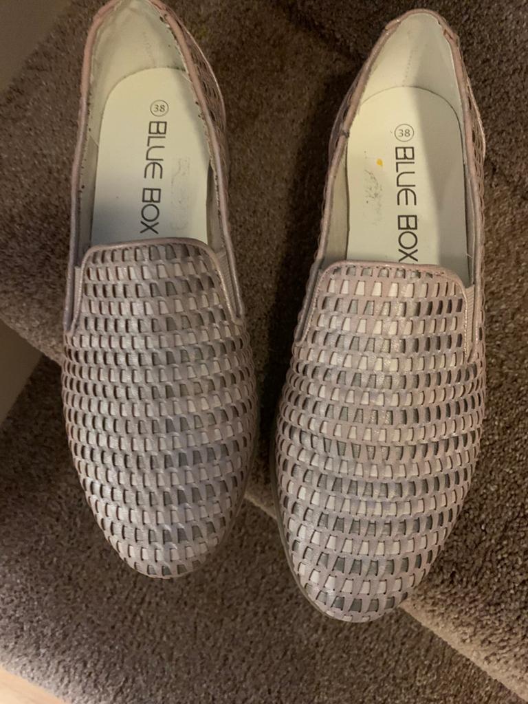 Schoenen maar 38 zgan, Ophalen of Verzenden, Zo goed als nieuw, Sneakers of Gympen