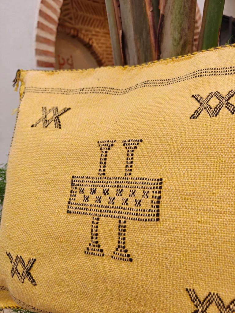 Sabra Kussenhoes - Handgemaakt Marokkaans Cactuszijde Kussen, Ophalen of Verzenden