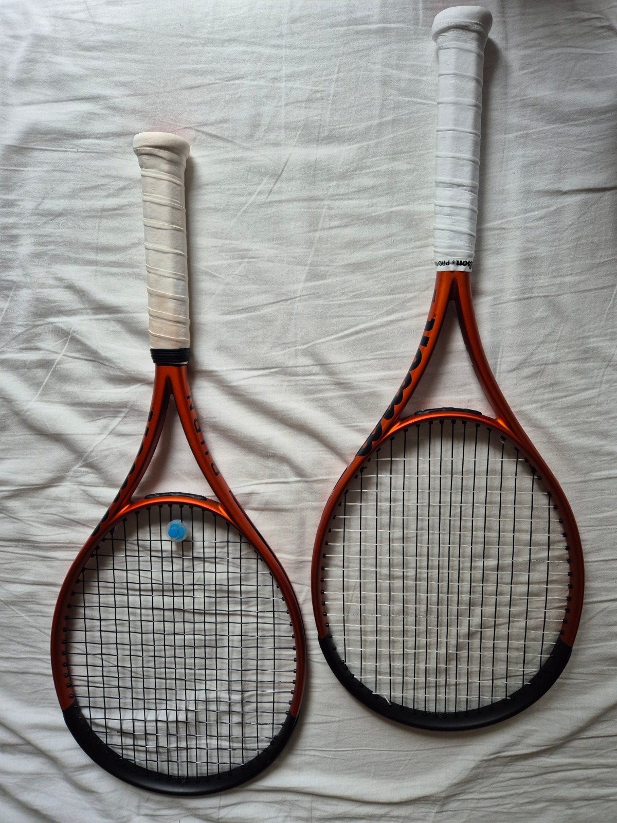 Wilson Burn v5 - Zo goed als nieuw, Ophalen of Verzenden, Zo goed als nieuw, Racket, Wilson