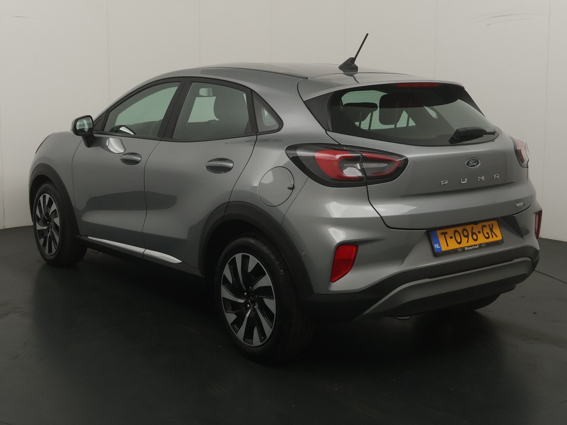 Ford Puma Hybrid Titanium | nw geleverd | Stuur/Stoel/Voorru, Auto's, 12 maanden, Origineel Nederlands, Bedrijf, Handgeschakeld