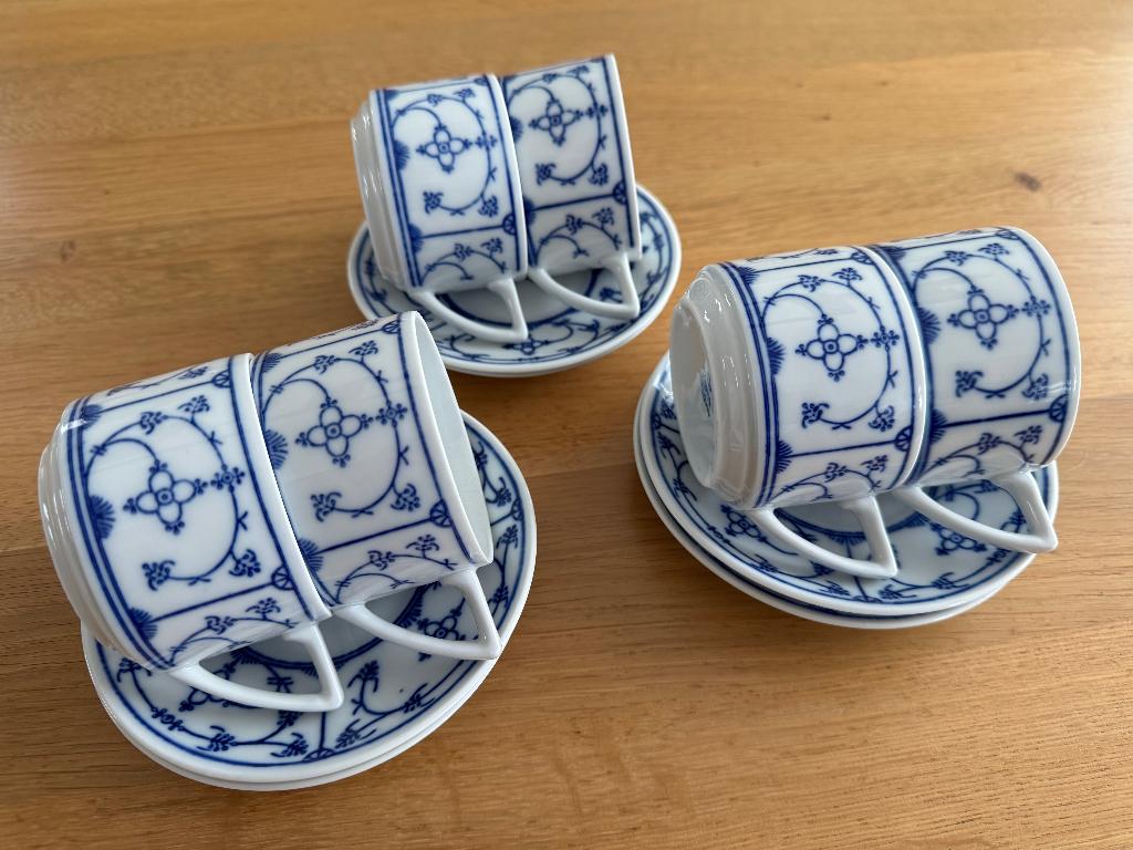 Blau Saks 6 theekopjes en schotels, Ophalen of Verzenden, Zo goed als nieuw, Overige stijlen, Kop(pen) en/of Schotel(s)