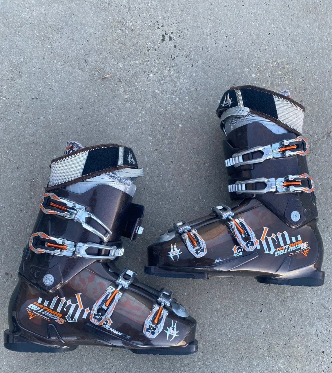 Nórdica skischoenen maat 44.5, Sport en Fitness, Schoenen, Ophalen of Verzenden, Zo goed als nieuw, Nordica