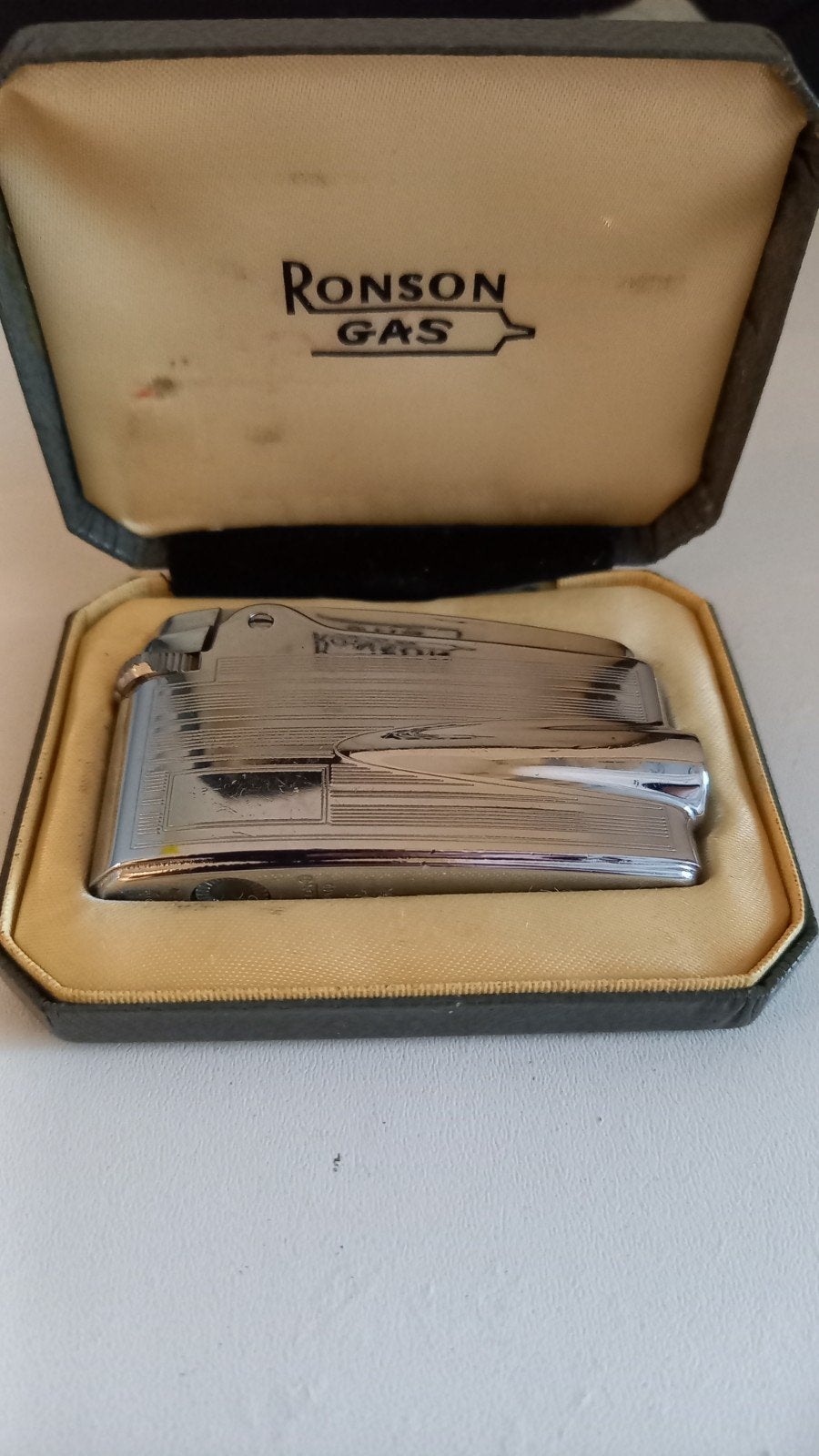 Vintage Ronson Gas aansteker in originele doos, Ophalen of Verzenden, Gebruikt, Aansteker