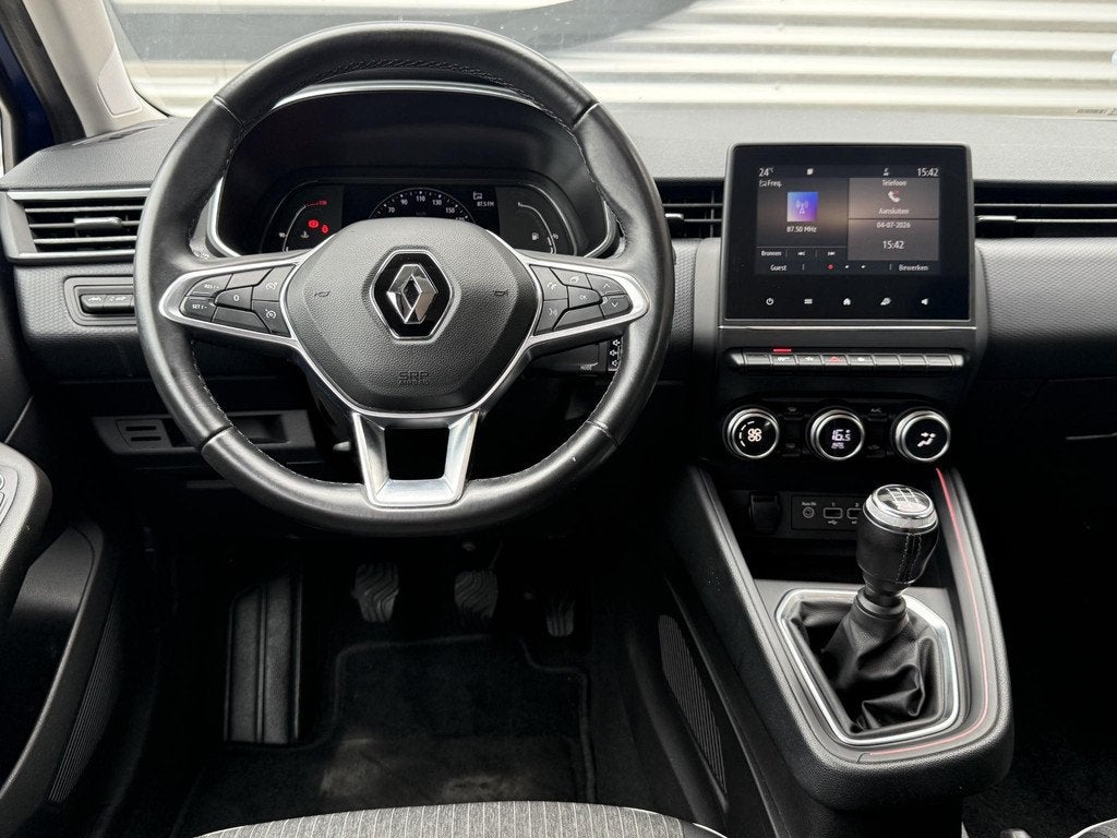 Renault Clio 1.0 TCe Intens 2e Eigenaar|Carplay|Clima|Cruise, Auto's, Renault, Voorwielaandrijving, 101 pk, Gebruikt, Euro 6