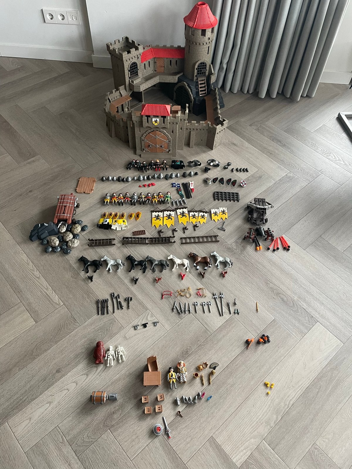 Playmobil Kasteel met ridders, paarden en accessoires, Ophalen, Gebruikt, Jongen of Meisje