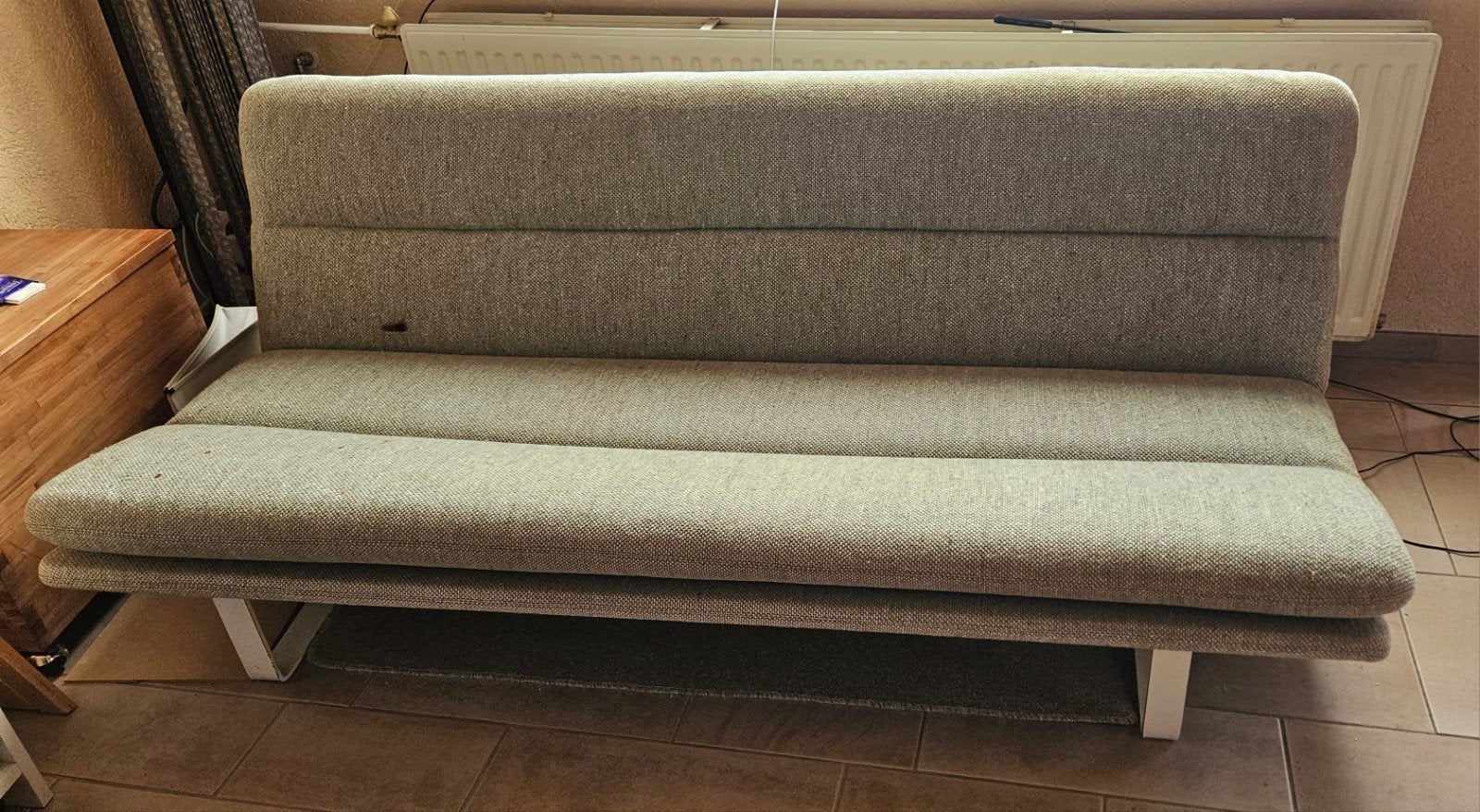 Artifort - Comfortabele 3-zits rechte bank, opnieuw bekleden, Huis en Inrichting, Banken | Bankstellen, Gebruikt, 75 tot 100 cm