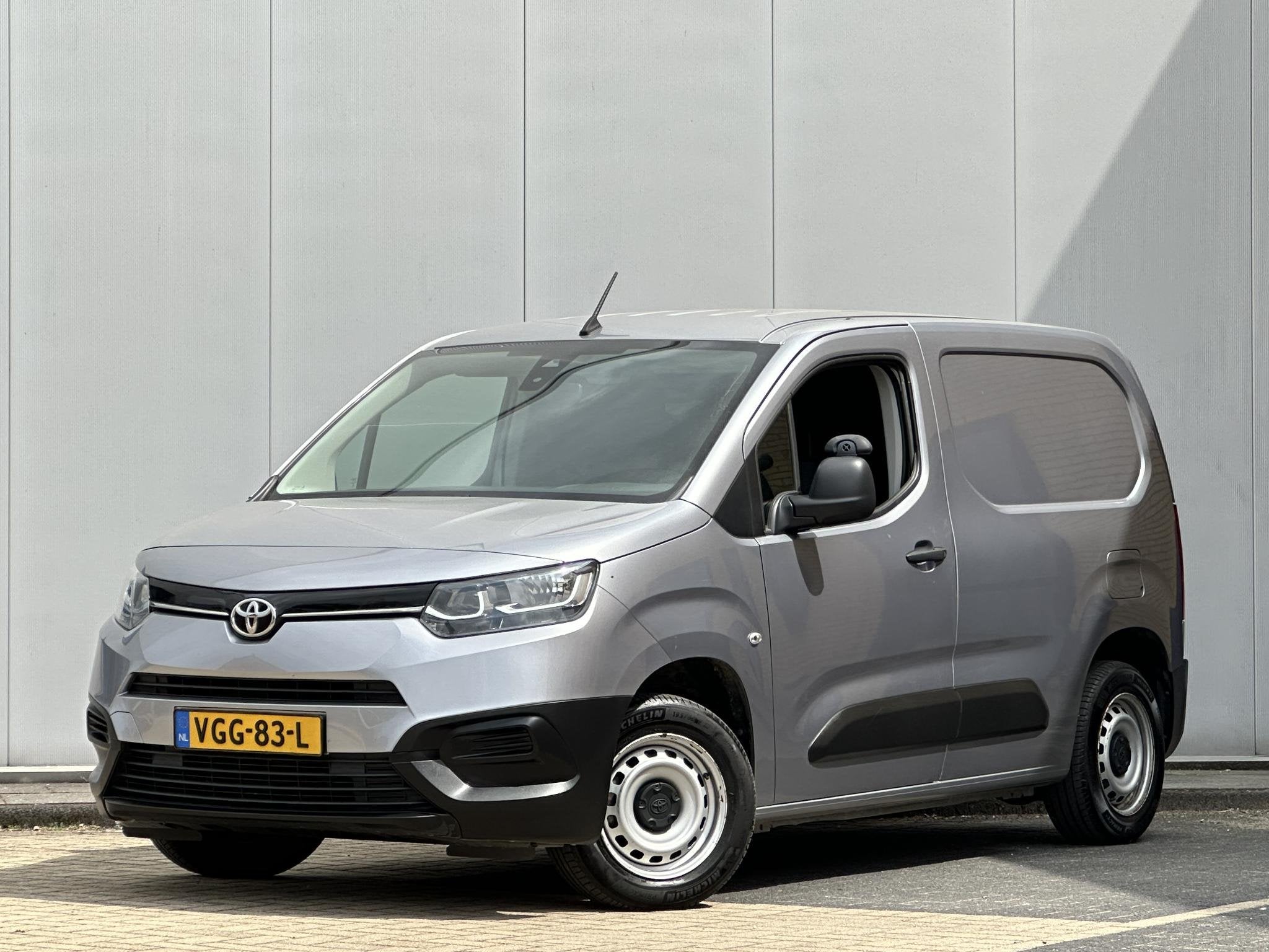 Toyota PROACE CITY 1.5 D-4D Cool Comfort 3p., Auto's, Voorwielaandrijving, Stof, Gebruikt, 4 cilinders