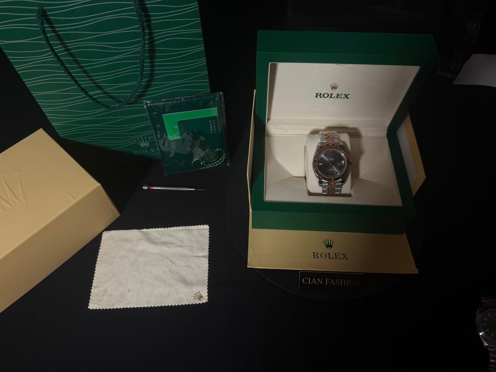 Datejust 2tone “wimbledon”, Sieraden, Tassen en Uiterlijk, Antieke sieraden, Ophalen of Verzenden, Overige materialen, Overige typen