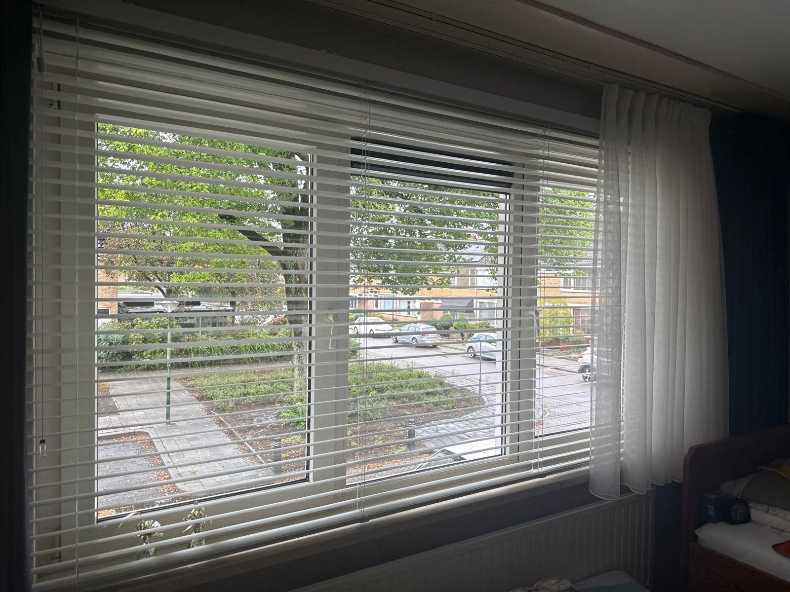Witte aluminium jaloezieën 50mm - 280 x 150 cm, Ophalen, Gebruikt, Wit, Metaal