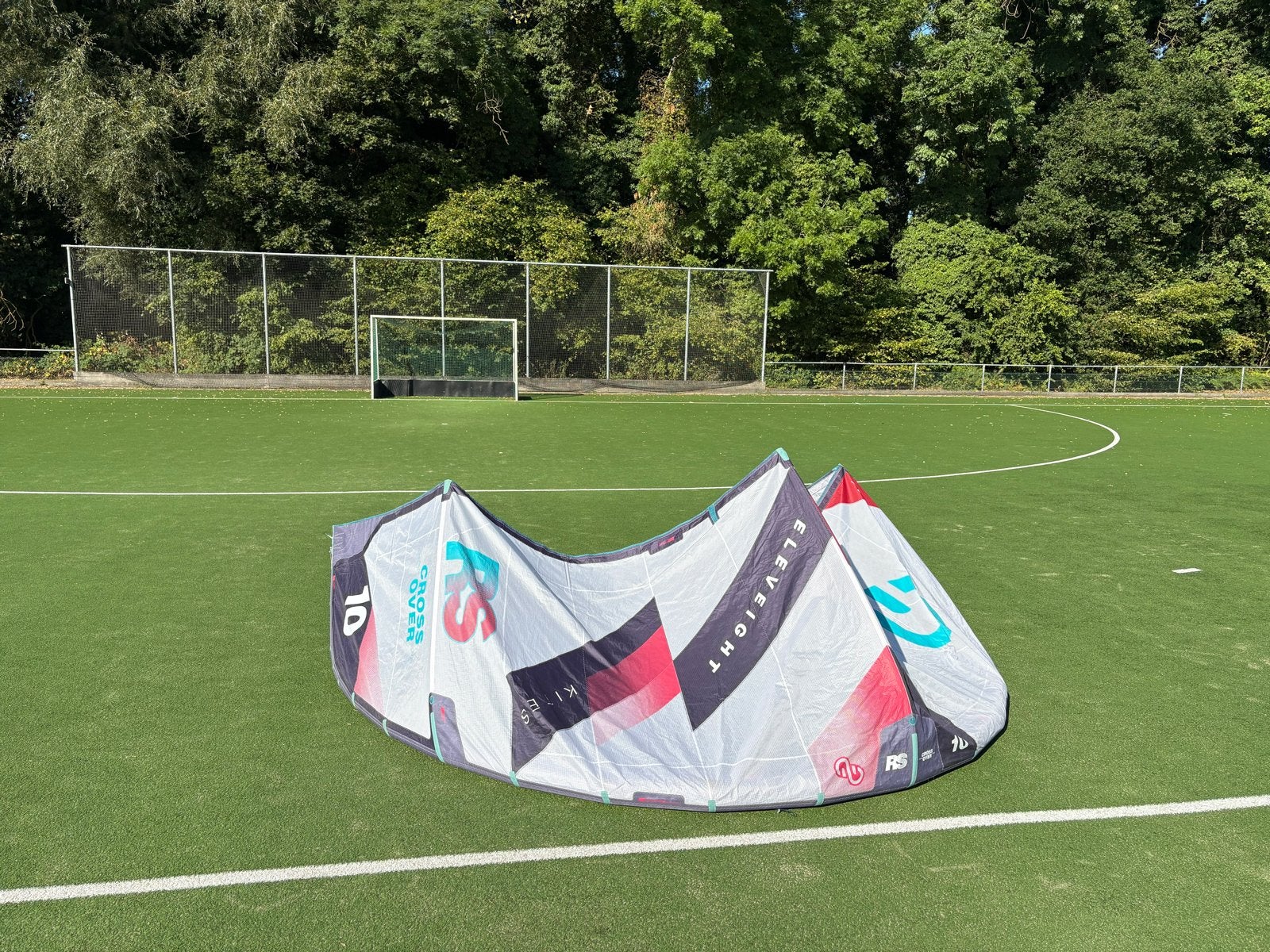 Eleveight RS V7 10m Kitesurf Kite, Watersport en Boten, Kitesurfen, Geen board, Ophalen of Verzenden, Zo goed als nieuw, 10 m²