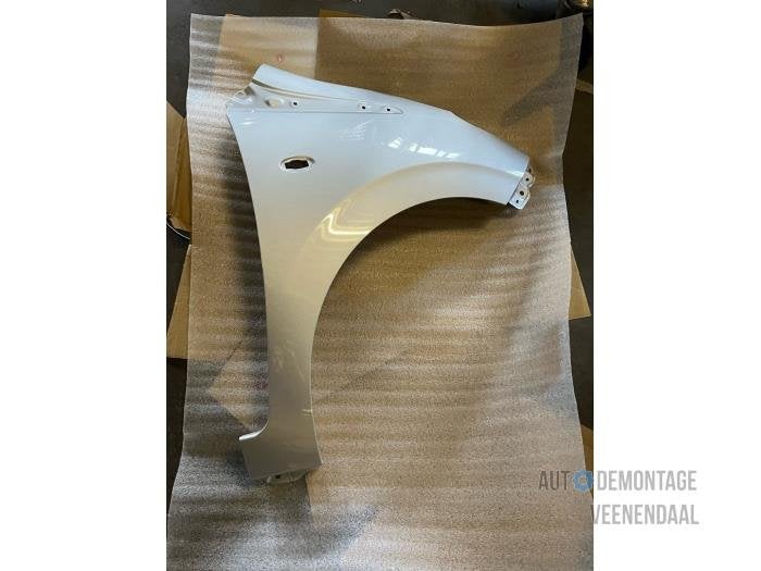 Scherm rechts-voor van een Peugeot 108 (KTB), -, -, Nieuw, Ophalen of Verzenden