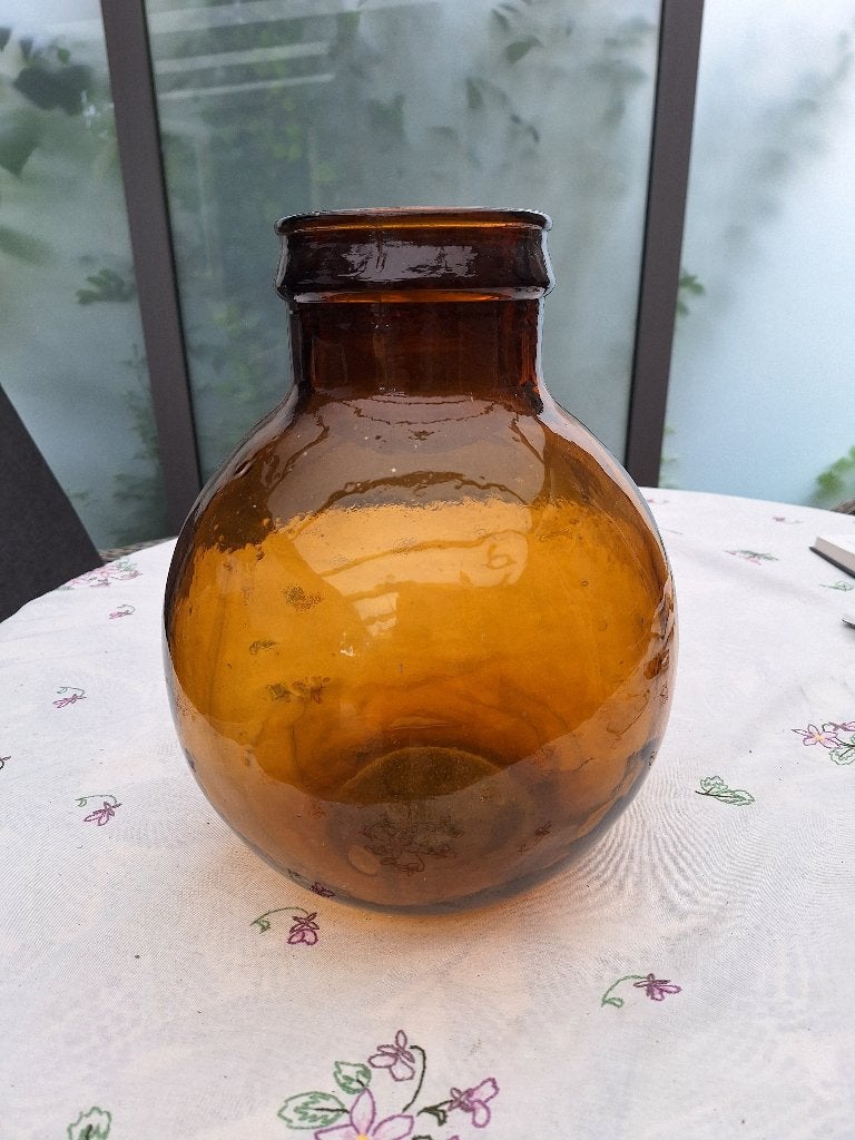 Bruine balonvormige glazen vaas, Huis en Inrichting, Geschikt voor buiten, Bruin, 30 cm, Ophalen of Verzenden