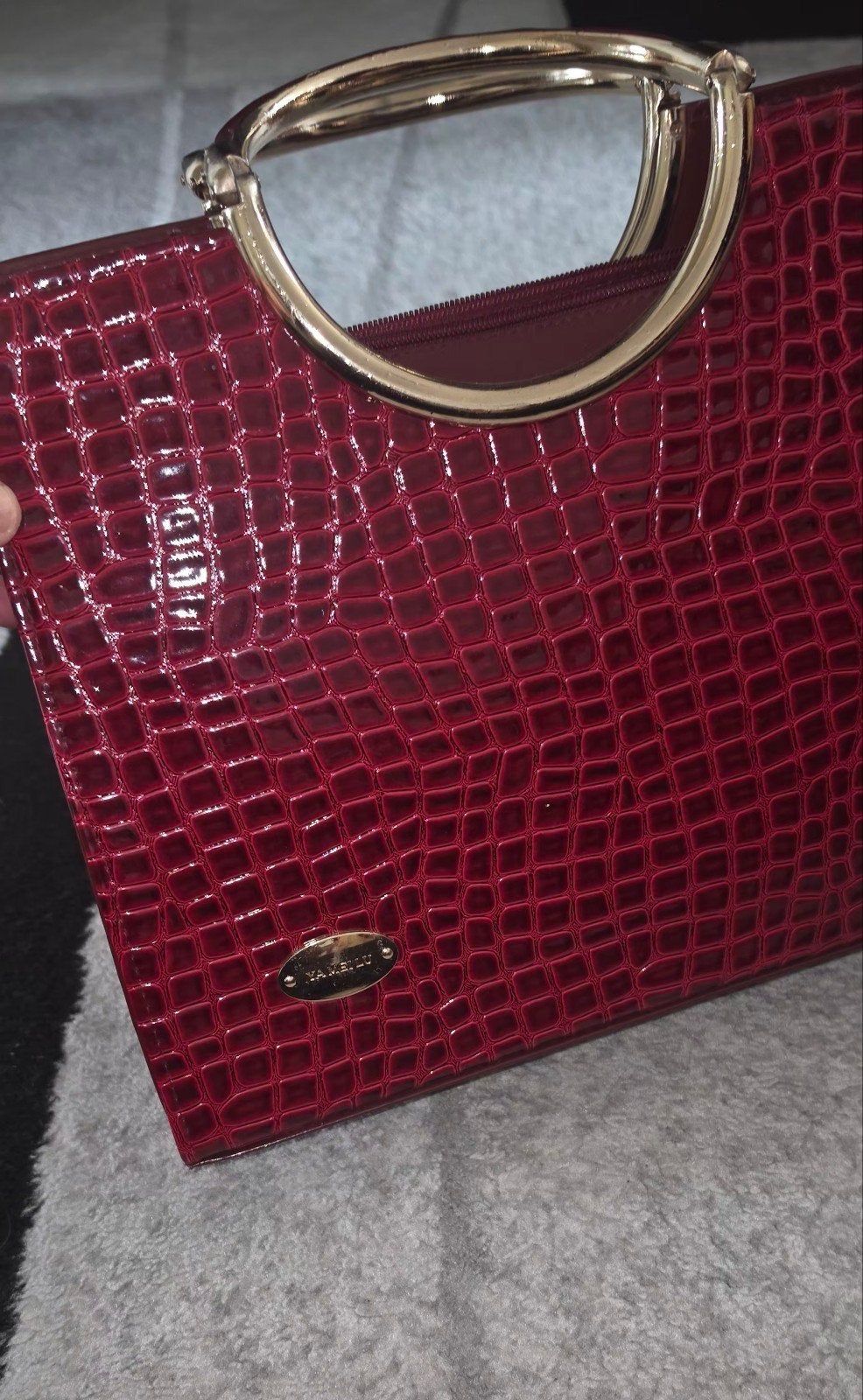 Stijlvolle Rode Handtas met Krokodillenprint, Sieraden, Tassen en Uiterlijk, Ophalen of Verzenden, Zo goed als nieuw, Rood, Handtas