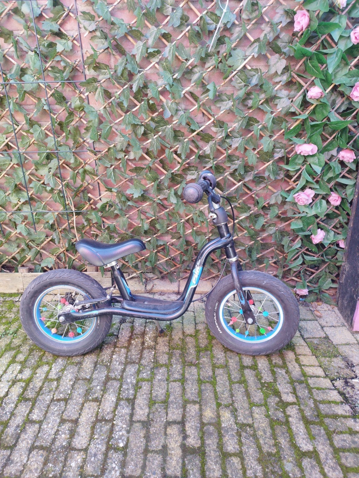 Puky loopfiets, zwart, 12 inch wielen, Velgrem, Puky, Ophalen of Verzenden, 16 tot 20 inch