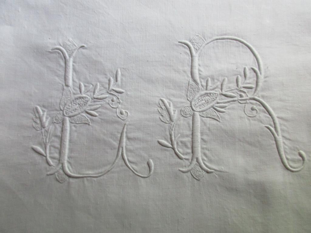 antiek linnen laken groot (2 pers) met monogram LR *Marries*, Verzenden