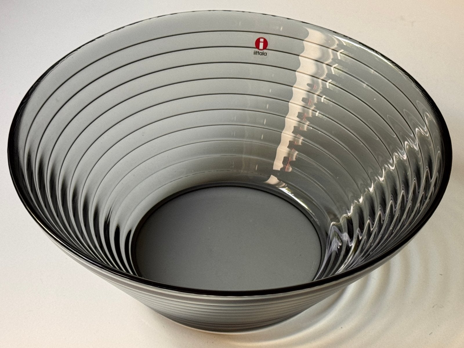 Grote grijze Iittala Aino Aalto serveerschaal 1,75L / 23cm, Ophalen of Verzenden