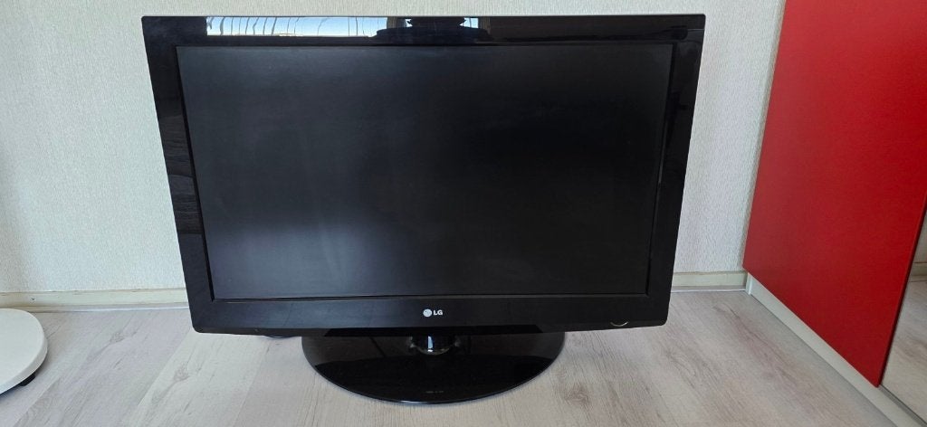 TV LG model 37LG3000 scherm 37 inch / 95cm, Audio, Tv en Foto, Televisies, Ophalen, Philips, Gebruikt, 50 Hz