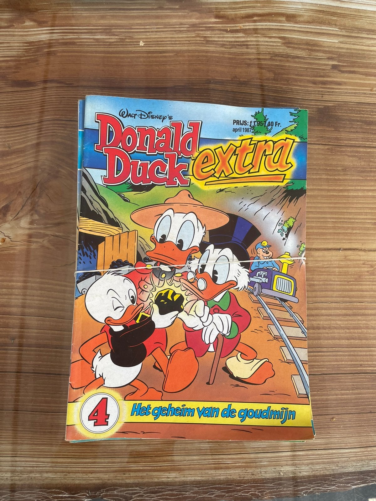 Donald Duck Extra 1987 maart-december, Boeken, Gelezen, Europa, Ophalen of Verzenden, Meerdere comics