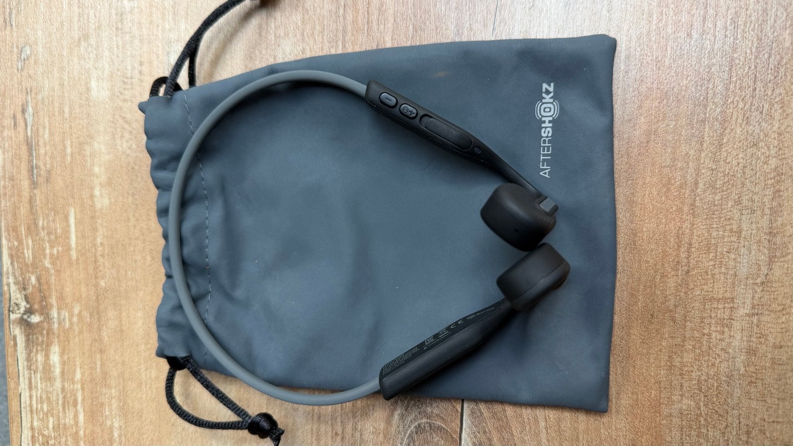 AfterShokz AS600 Bone Conduction Koptelefoon Grijs, Audio, Tv en Foto, Koptelefoons, Ophalen, Gebruikt, Bone conduction, Draadloos