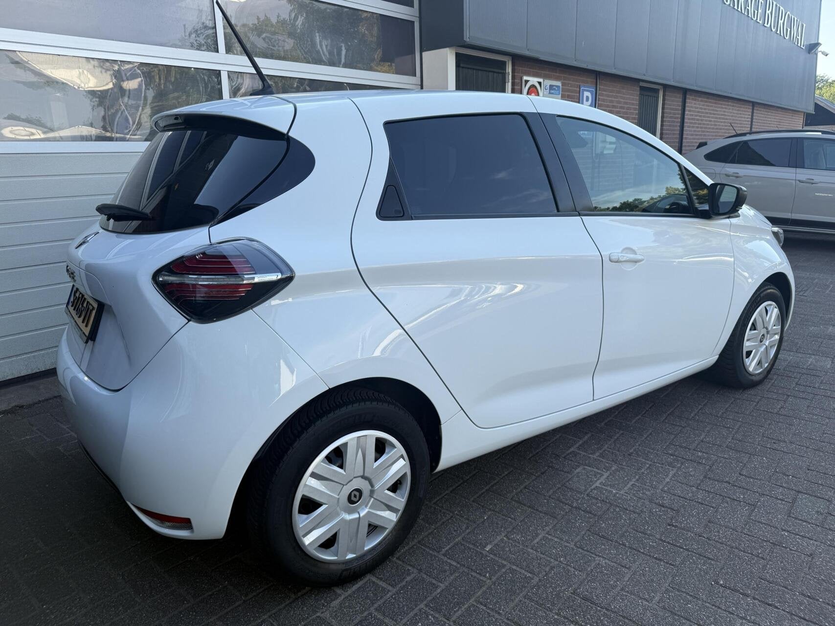 Renault Zoe R110 Life 52 kWh KOOPACCU SOH 90% KEYLESS/CARPLA, Auto's, 12 maanden, Stof, Gebruikt, 395 km