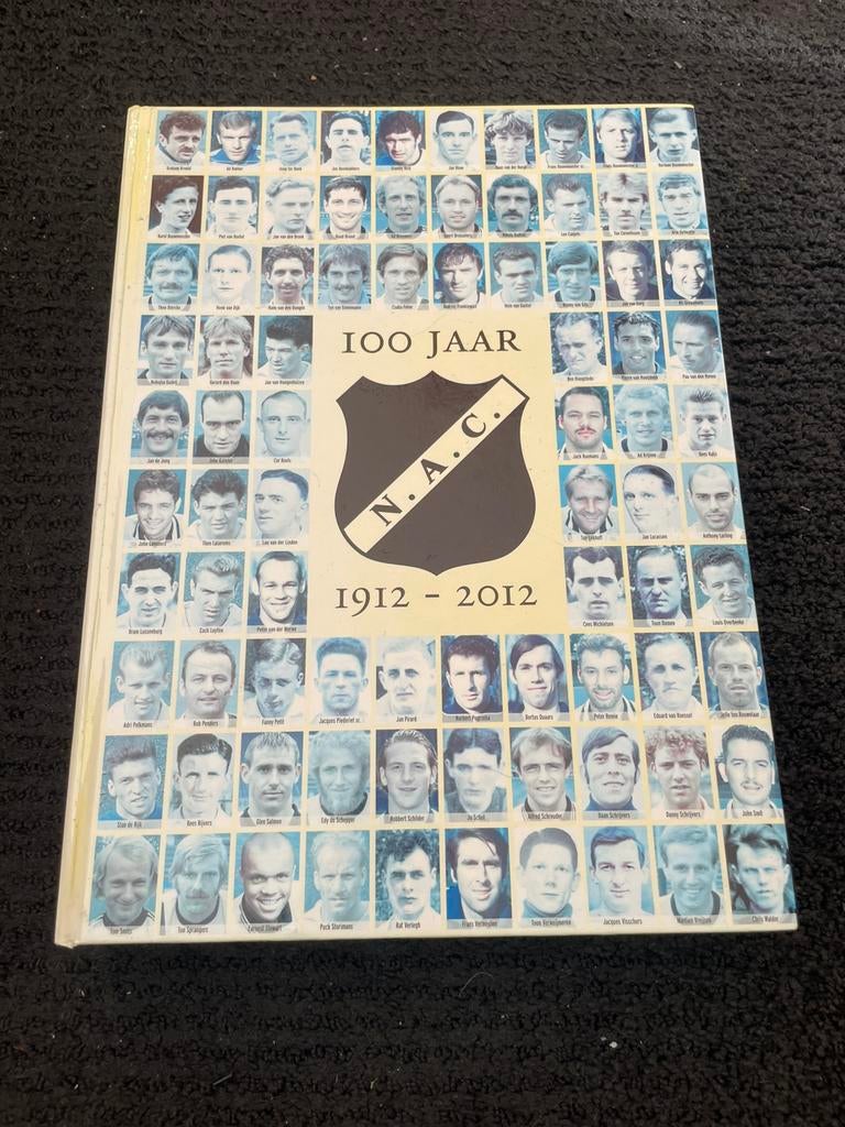 Boek 100 jaar nac 1912 - 2012, Ophalen, Zo goed als nieuw