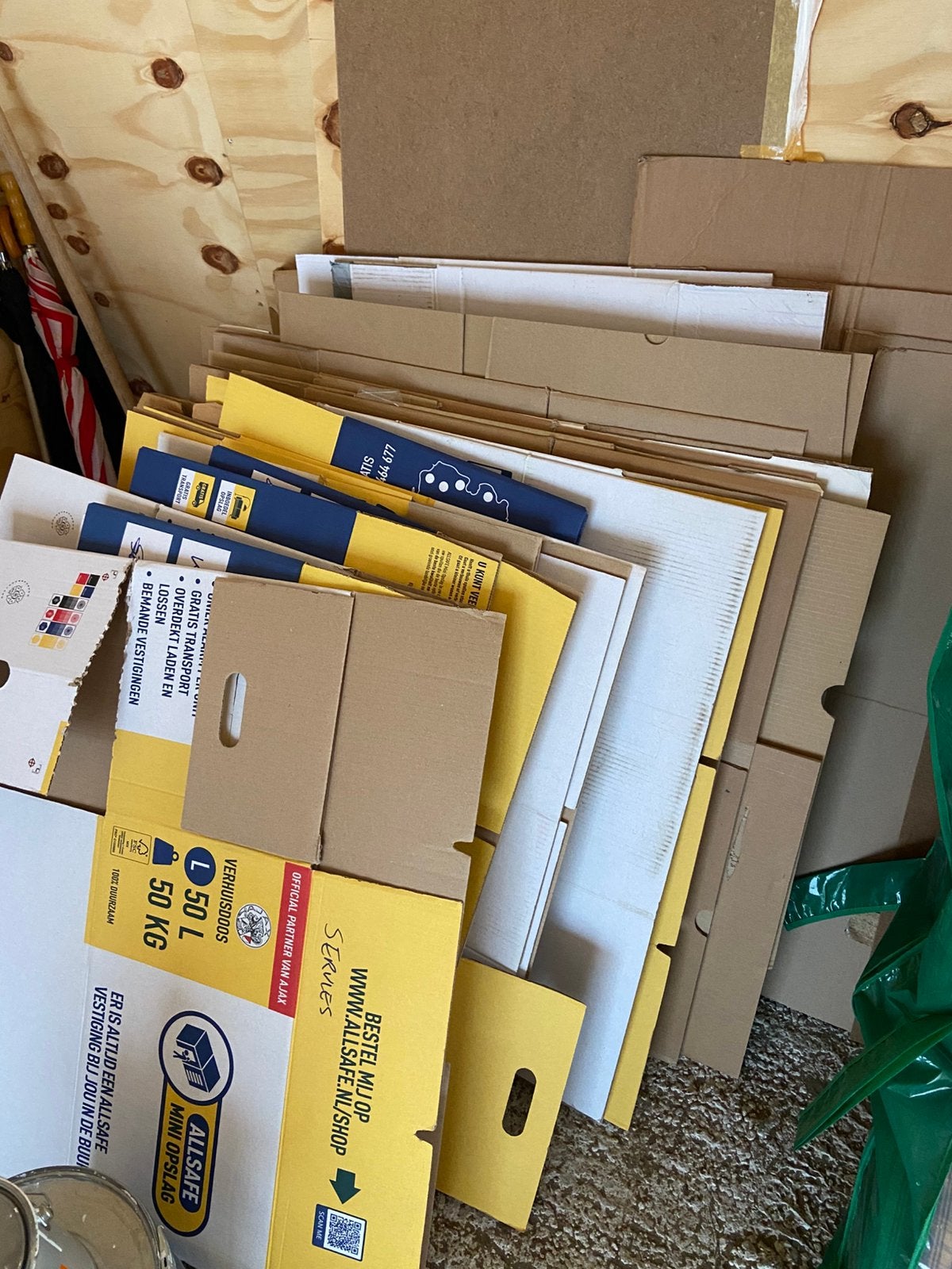 Verhuisdozen allsafe en andere 1 euro/stuk, Doe-het-zelf en Verbouw, Kratten en Dozen, Doos, 60 cm of meer, 50 tot 75 cm, Minder dan 35 cm