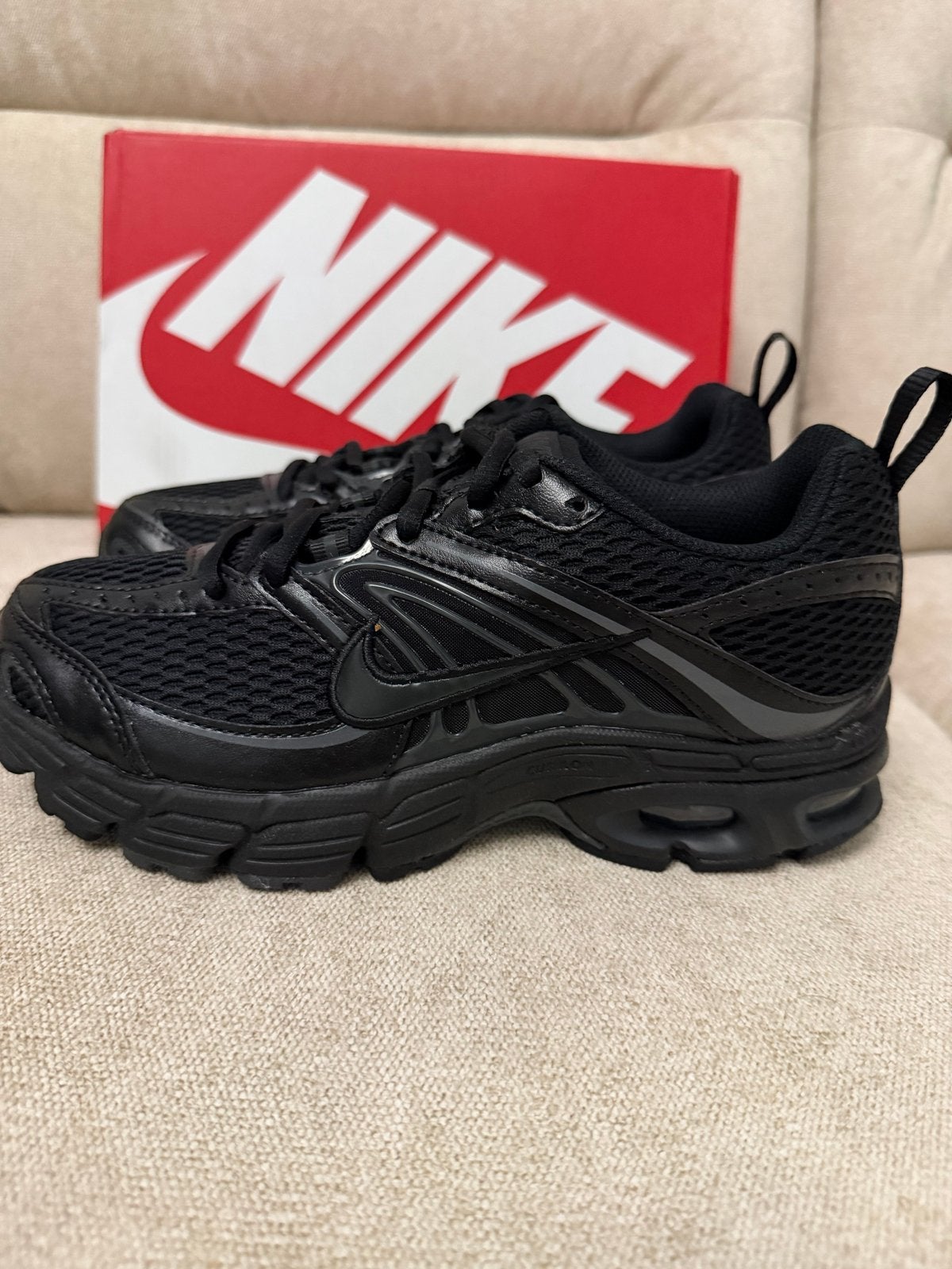 Nike Air Max Moto 2K Sneakers Maat 36.5 Nieuw, Ophalen of Verzenden, Nieuw, Jongen of Meisje