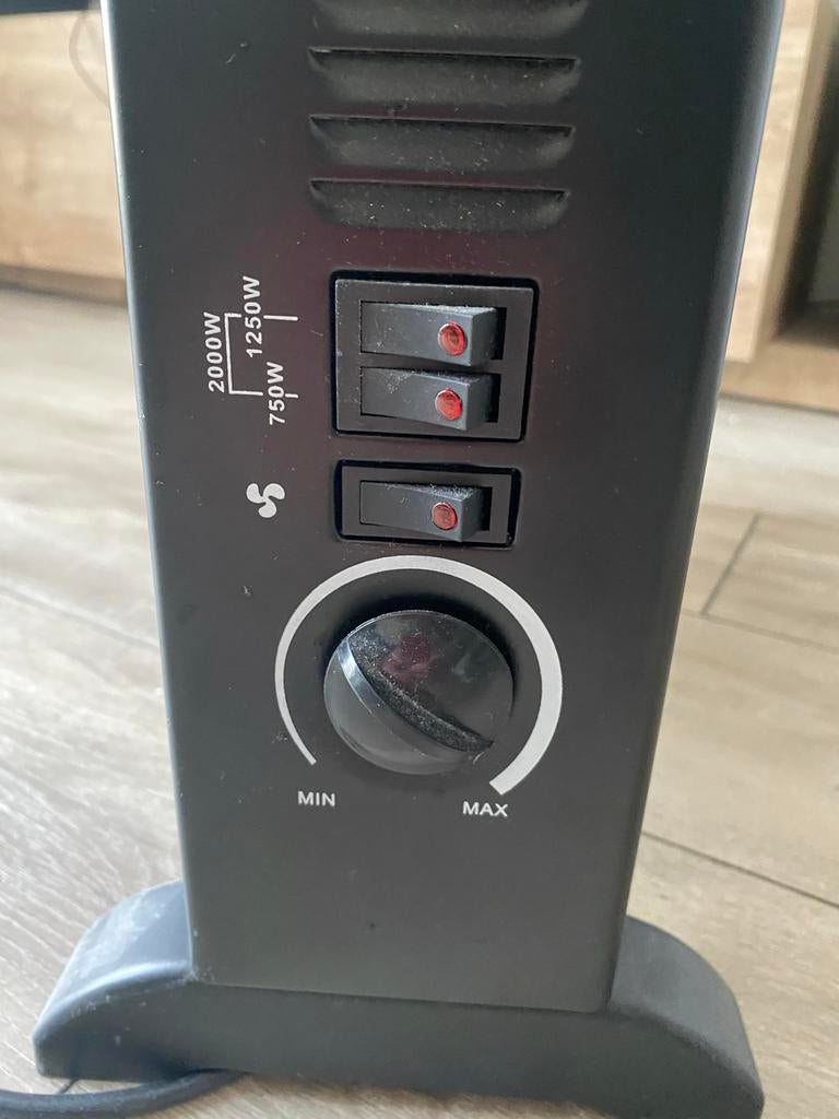 Handson Convectorkachel 2000W - Zwart, Huis en Inrichting, Kachels, Overige soorten, Elektrisch, Ophalen of Verzenden, Zo goed als nieuw