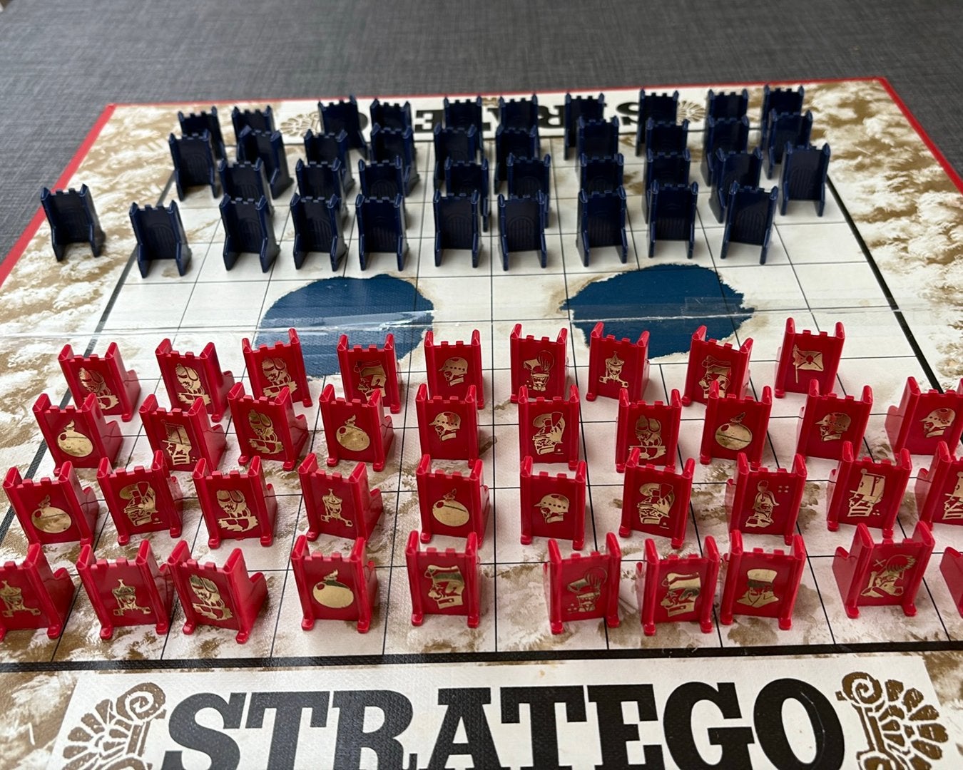 STRATEGO DE LUXE STUKKEN LOS VERKRIJGBAAR., Hobby en Vrije tijd, Gezelschapsspellen | Bordspellen, Ophalen of Verzenden, Zo goed als nieuw